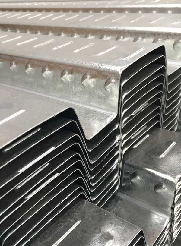 Perfil monten con acabado galvanizado