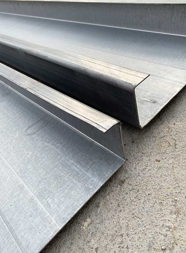 Perfil monten con acabado galvanizado